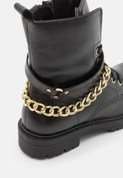 Friboo Leather Booties - Korte Laarzen - Black -Friboo-Mode 52f8c3f10fe8460188af3b6c0a4a075a