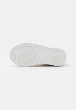 Friboo Sneakers Hoog - Rose Gold -Friboo-Mode bf061bae72f046f1b8e69eb1a4687583