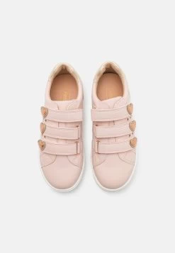 Friboo Sneakers Laag - Light Pink -Friboo-Mode c7c34496ca0f4fc8a35eeb990676daca