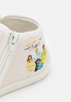 Friboo Disney Princess - Pantoffels - Pink -Friboo-Mode fc99e319583f4535bc15e5a06c5955f2